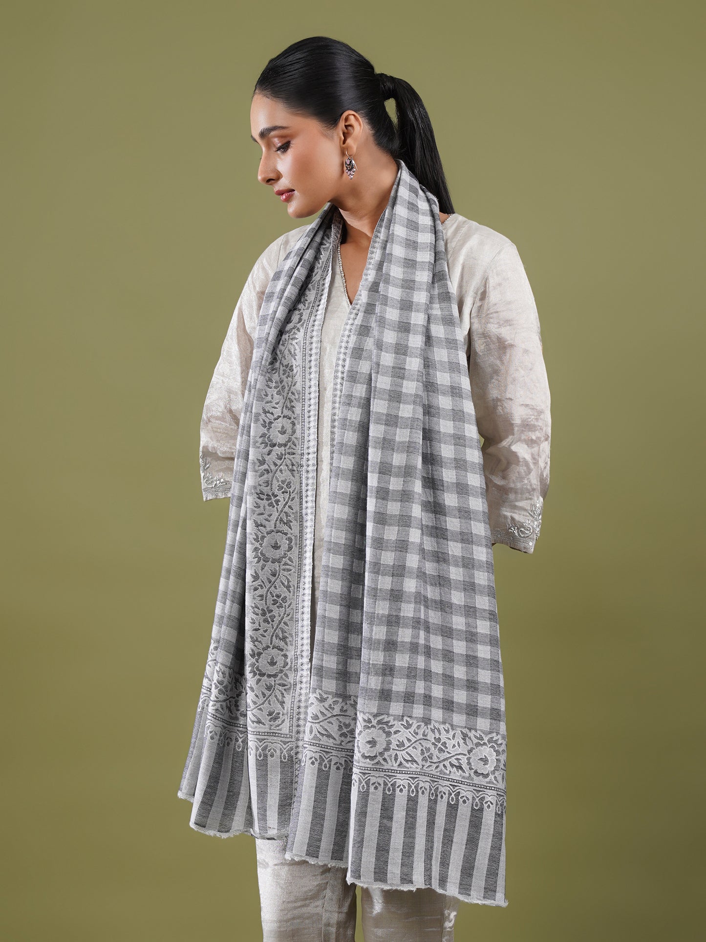 Madhuvan Woolen Stole