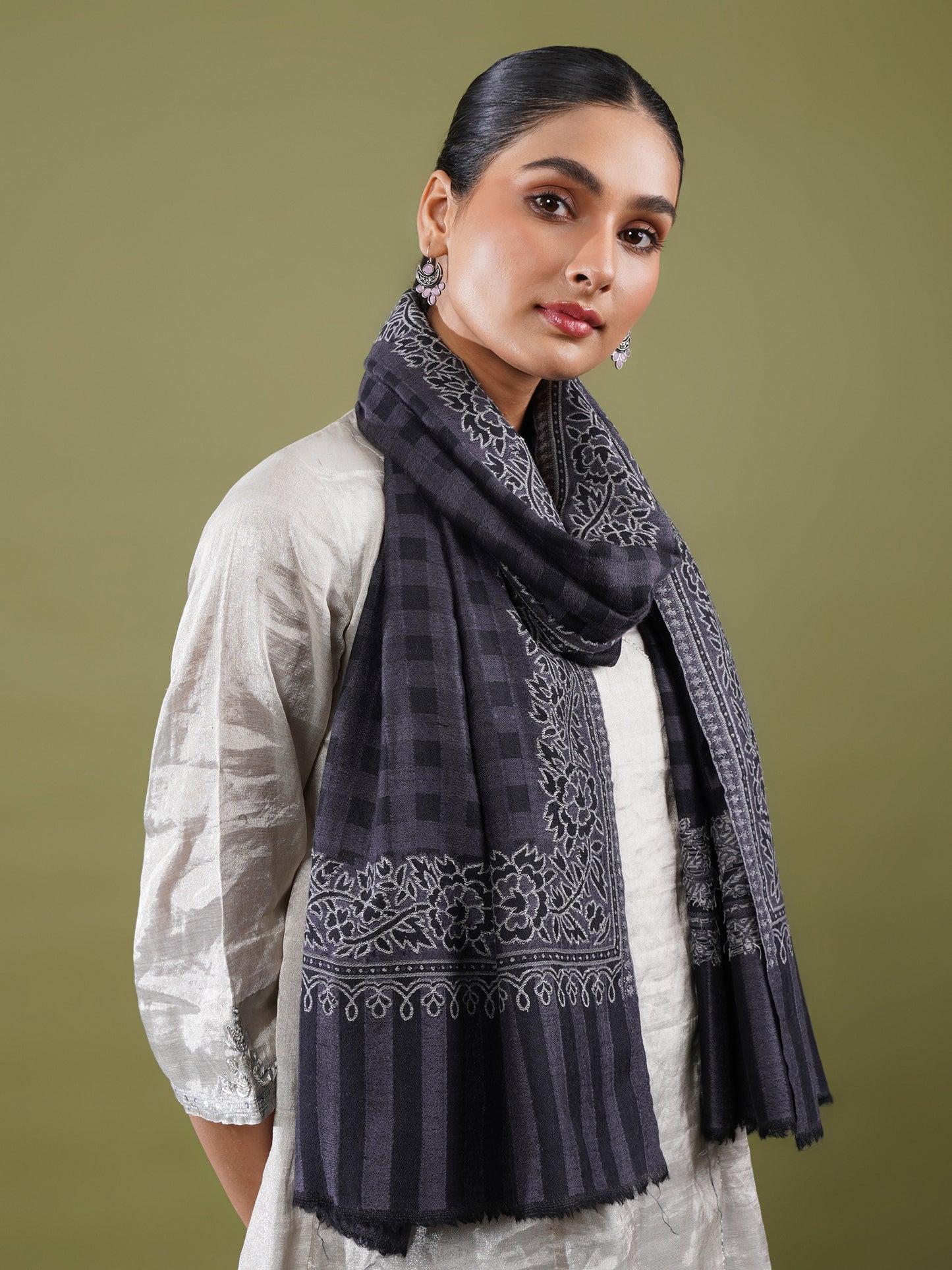 Madhuvan Woolen Stole