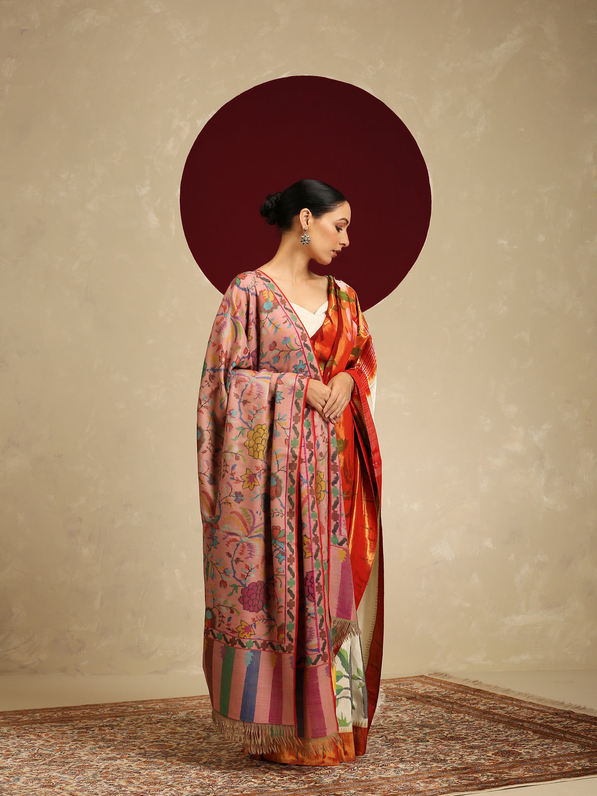 Jahaan -world of Kani (shawl)