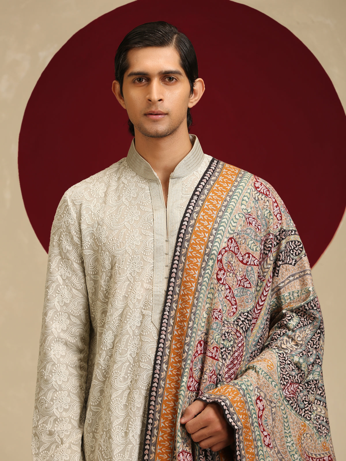 Model is wearing Men's Kalamkari Dushala from shaza.